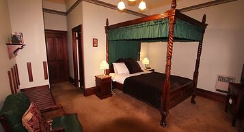Orana House