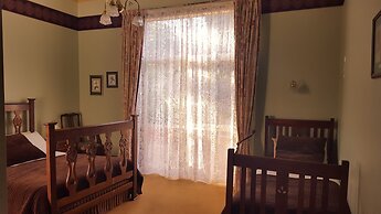 Orana House