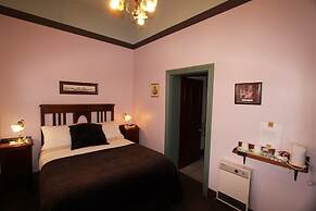 Orana House
