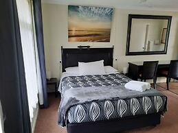 Flying Spur Motel