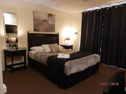 Flying Spur Motel