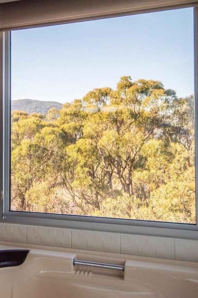 Macedon Ranges Hotel & Spa