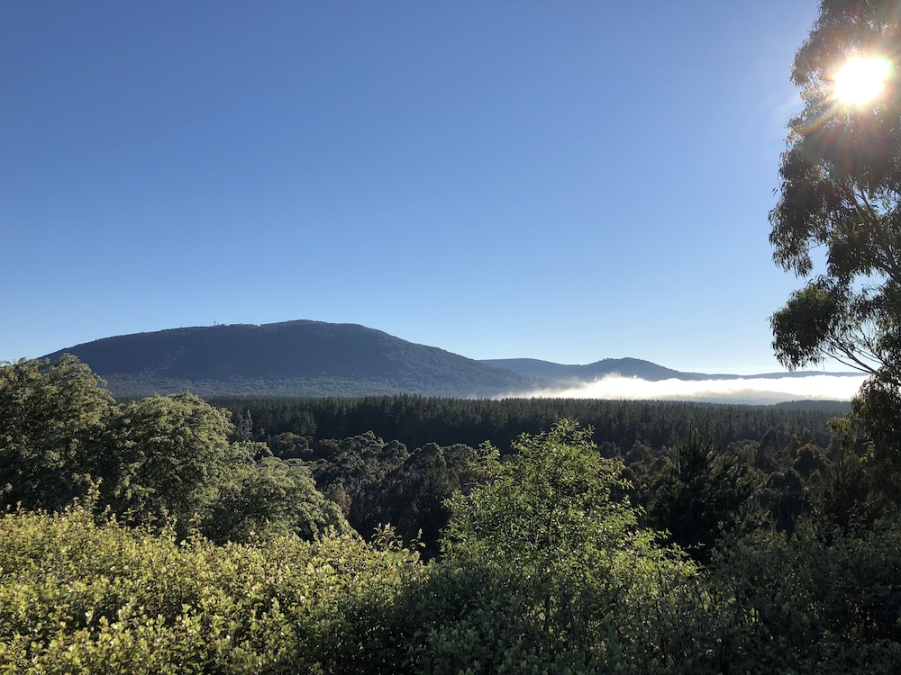 Macedon Ranges Hotel & Spa
