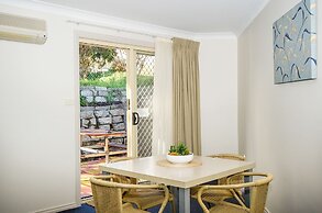 Tuckerbox Motor Inn