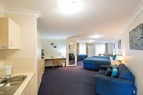 Tuckerbox Motor Inn