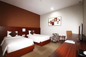Grand Hatika Hotel