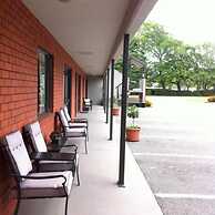 Darfield Motel