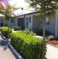 Darfield Motel