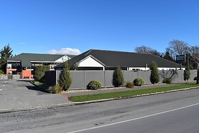 Darfield Motel