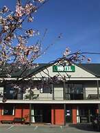 Darfield Motel
