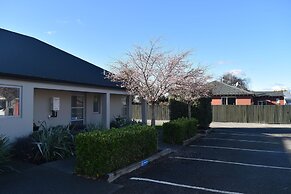 Darfield Motel