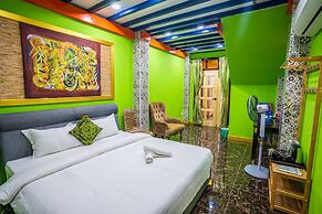 Lost Paradise Resort