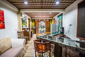 Lost Paradise Resort