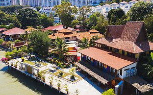 Lost Paradise Resort
