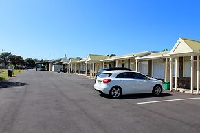 Pelicans Motel San Remo
