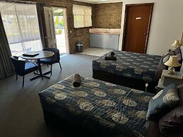 Tooleybuc Motel