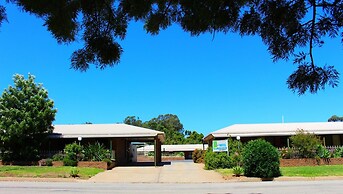 Tooleybuc Motel