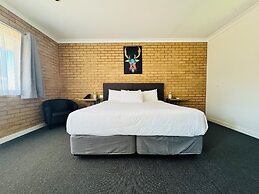 Deer Park Motor Inn