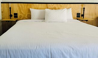 Deer Park Motor Inn
