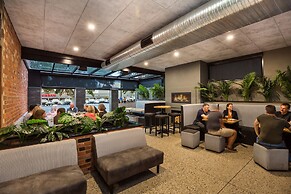 National Hotel Complex and Bendigo Central Apartments