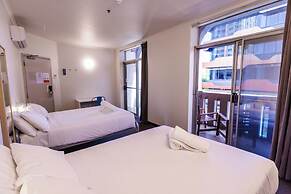 YHA Adelaide Central