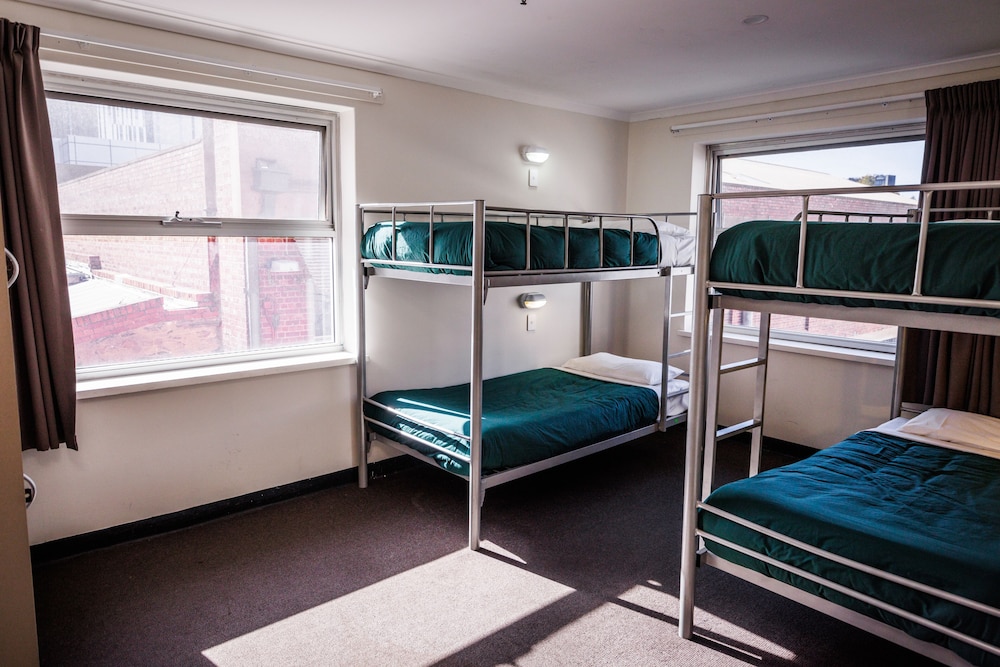 YHA Adelaide Central