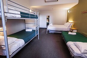 YHA Adelaide Central