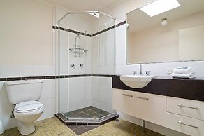 Chateau Royale Beach Resort Maroochydore