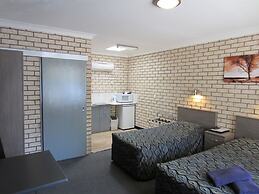 Cowra Crest Motel