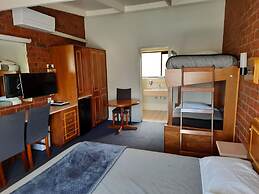 Abbotswood Motor Inn