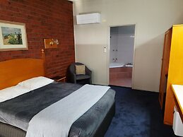 Abbotswood Motor Inn