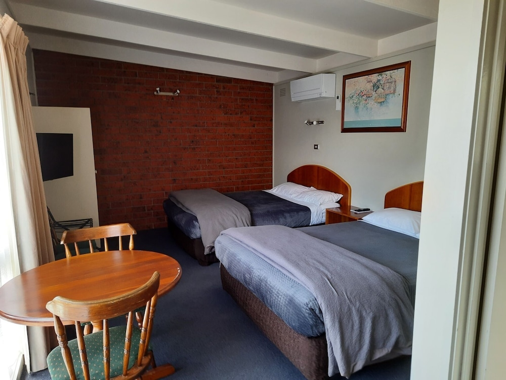 Abbotswood Motor Inn