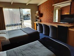 Abbotswood Motor Inn