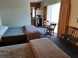 Abbotswood Motor Inn