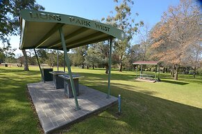 Tallarook Motor Inn