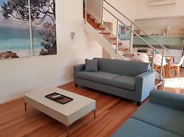 Mobys Beachside Retreat