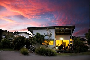 Mobys Beachside Retreat