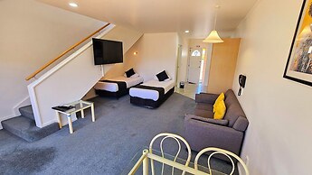 Valdez Motor Lodge