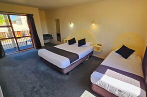Valdez Motor Lodge