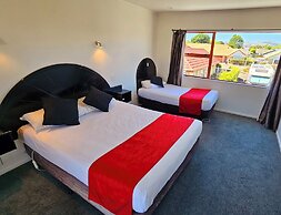 Valdez Motor Lodge