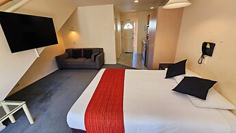 Valdez Motor Lodge