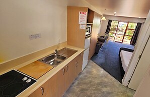 Valdez Motor Lodge