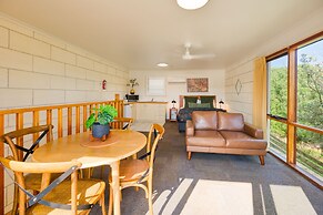 Loch Ard Motor Inn