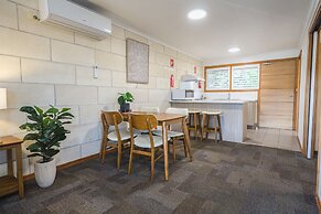Loch Ard Motor Inn