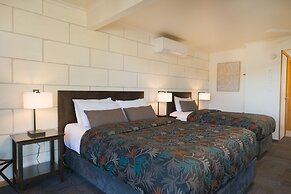 Loch Ard Motor Inn