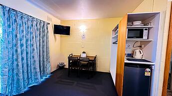 Mountain Creek Motel