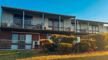 Mountain Creek Motel