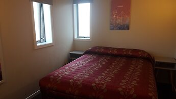Aspree Motor Inn