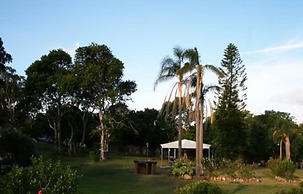 Fern Bay Motel