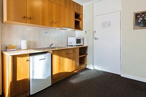 Kings Park Motel